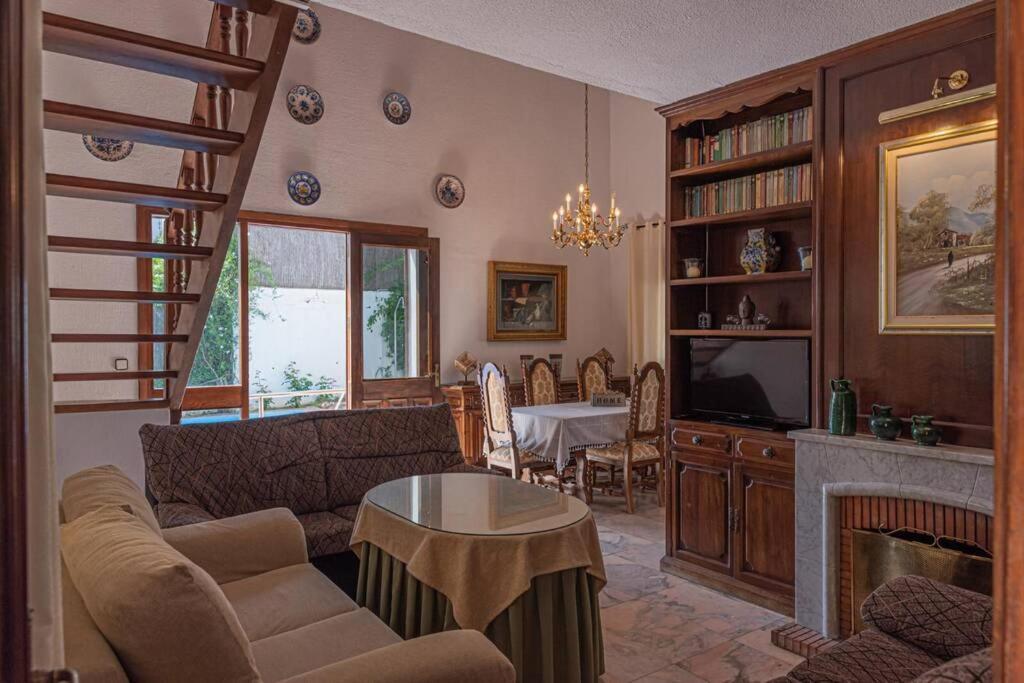 Holiday home Casa La Albaida, Estacion De Cortes de la Frontera